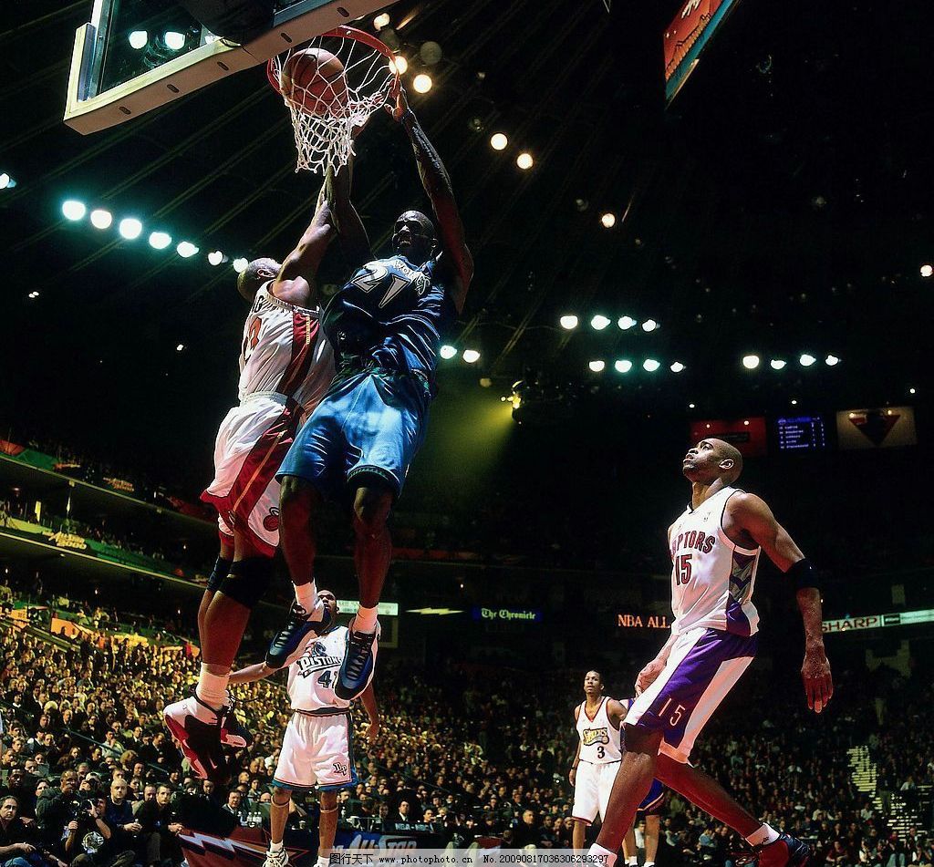 意甲积分榜：米兰凭净胜球领跑，前四只差1分，尤文仍第7（意甲积分形势：米兰以净胜球登顶，前四仅差1分，尤文依旧第7）