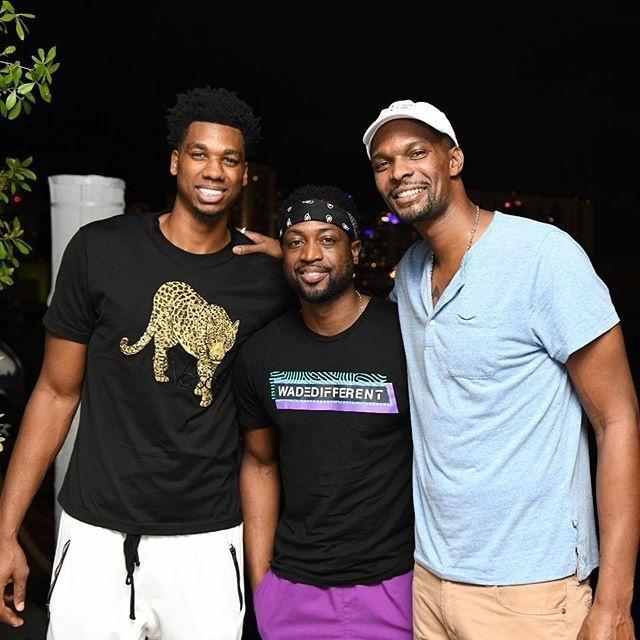 亚冠二级战报：拉蒙制胜，万隆1-0曼谷联，两队携手出线（亚冠二级快讯：拉蒙一锤定音，万隆1-0曼谷联，双方携手出线）