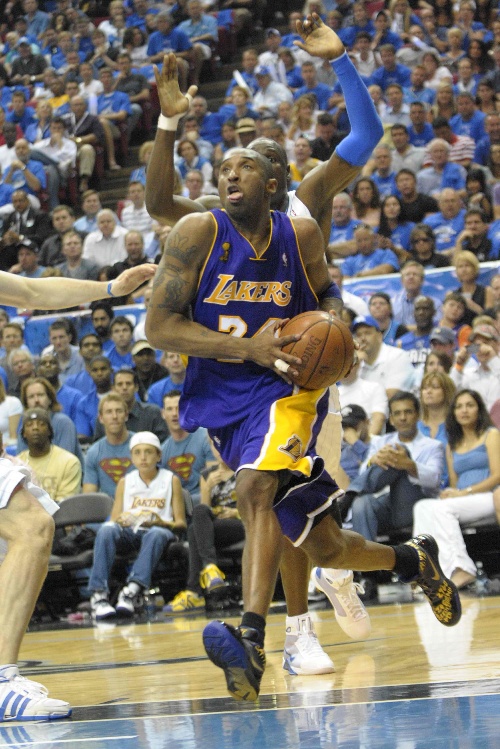 2026美加墨世界杯阿根廷球衣长袖版上身[哇][...（2026美加墨世界杯款阿根廷长袖球衣上身实拍）