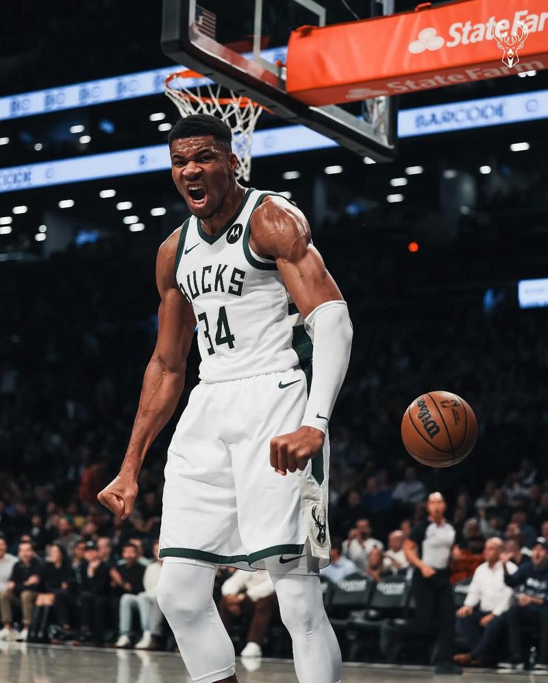 雄鹿五连胜强势领跑东部（雄鹿豪取五连胜稳居东部第一）