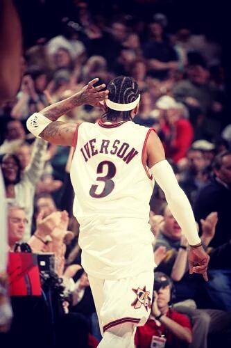 CBA：新疆队再下一城 客场击败青岛（CBA：新疆客场力克青岛 再添一胜）