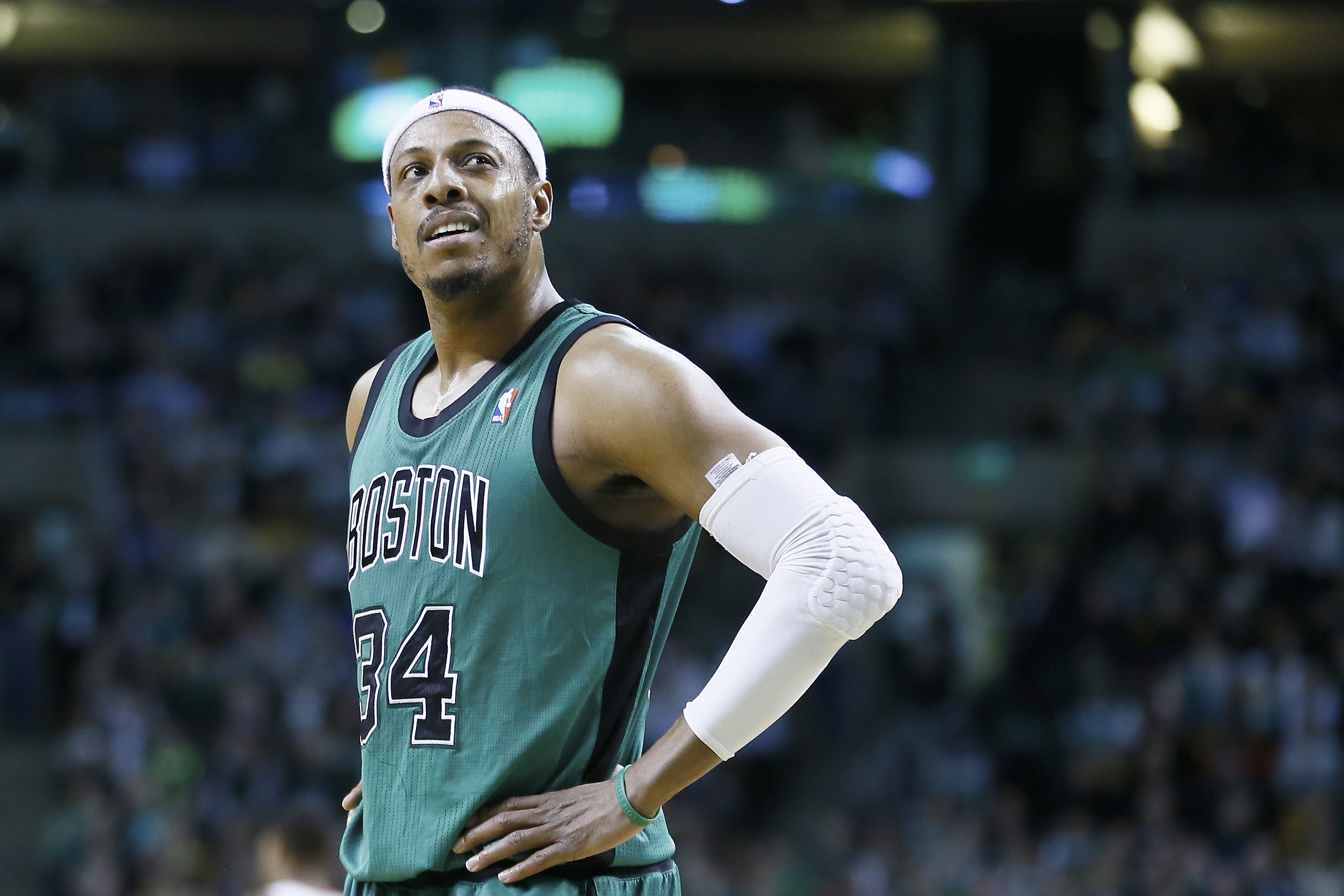 国米后卫邓弗里斯伤情不明复出无期，更换经纪人引转会猜测（国米后卫邓弗里斯伤势未明复出遥遥无期，换经纪人再起转会传闻）