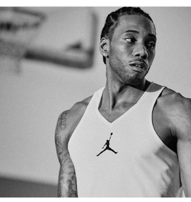 CBA球队战绩分析及焦点对决回顾（CBA球队战绩纵览与焦点之战复盘）