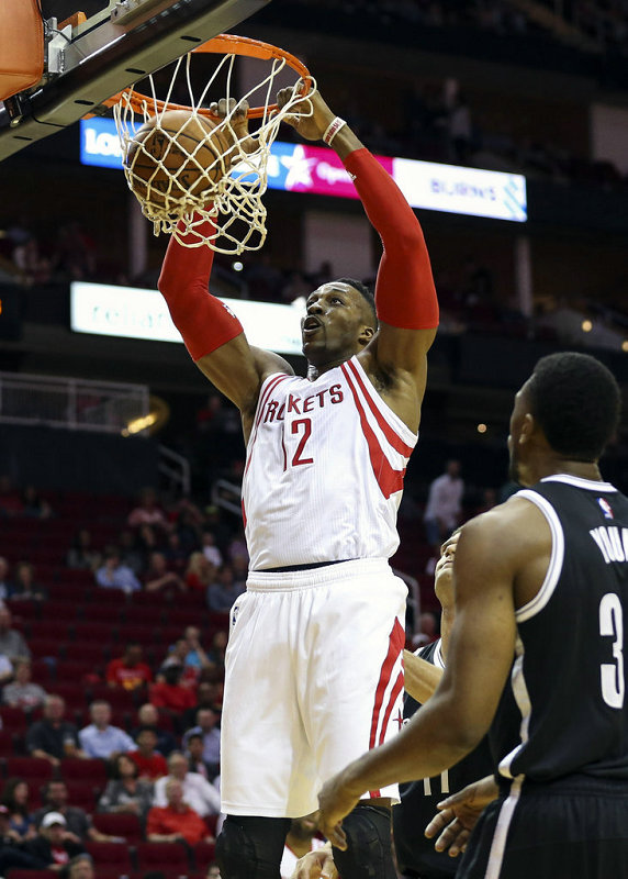 记者：那不勒斯想冬窗签梅努替德布劳内，可能租借+选择买断（那不勒斯欲冬窗引进梅努顶替德布劳内，或以租借附带买断条款）